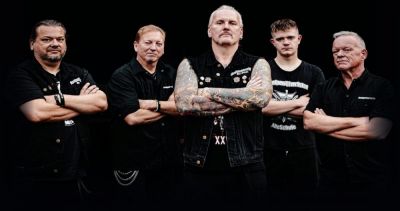 Time for Metal - KneipenTerroristen präsentieren die WM-Hymne 2026 auf Video.